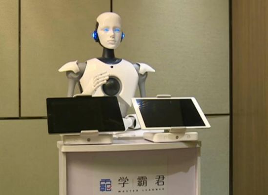学霸君智能机器人（学霸君高考机器人）