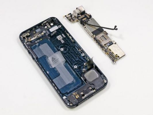 iPhone5拆解芯片（苹果5拆开）
