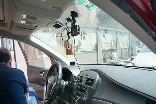 行车朗记录仪安装(行车记录仪咋个安装)-图3 行车朗记录仪安装(行车记录仪咋个安装)-图3