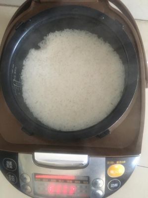智能电饭煲怎么蒸米饭(电饭煲怎样煮饭好吃)-图3 智能电饭煲怎么蒸米饭(电饭煲怎样煮饭好吃)-图3