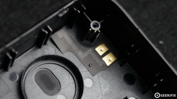 米家后视镜行车记录仪拆机(米家行车记录仪后视异常问题)-图3 米家后视镜行车记录仪拆机(米家行车记录仪后视异常问题)-图3