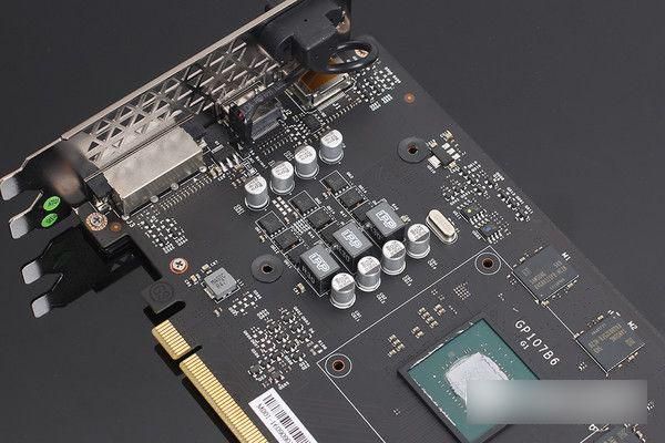 1050显卡芯片图（1050ti 芯片）