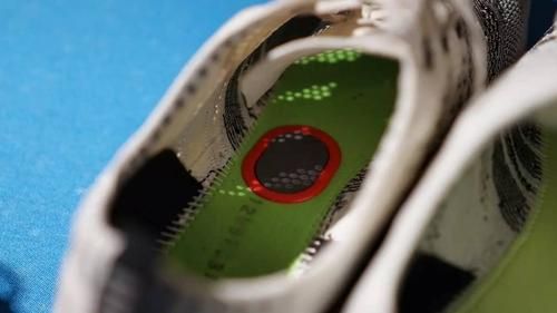 nike智能芯片功能(nike芯片现在还能用不)-图2 nike智能芯片功能(nike芯片现在还能用不)-图2