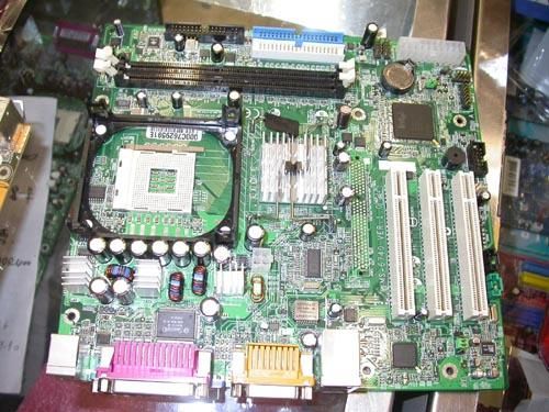 msi845芯片组（微星845主板生产年代）